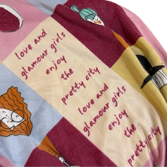 Vintage Women's Patchwork Whimsy Ladies Graphic Shorts - Picture 5 of 6